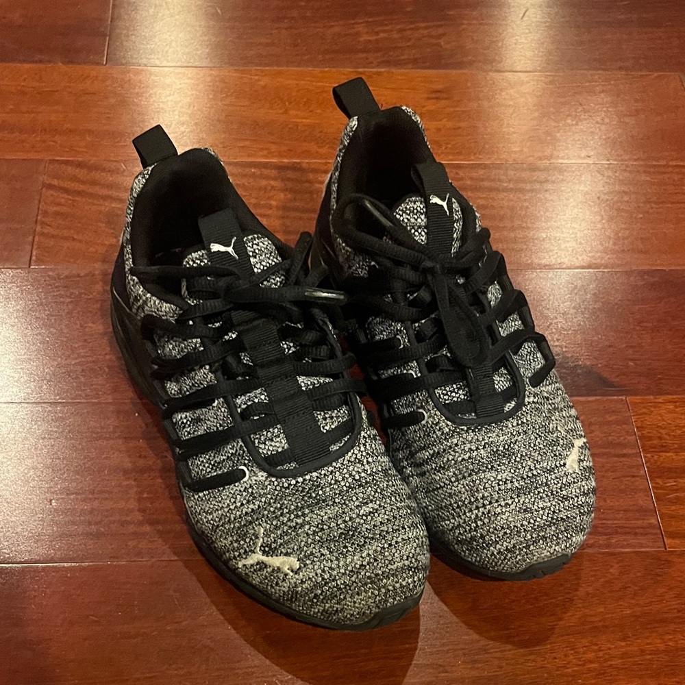 Puma boy’s Knit Trainer Sneakers - Black & Gray